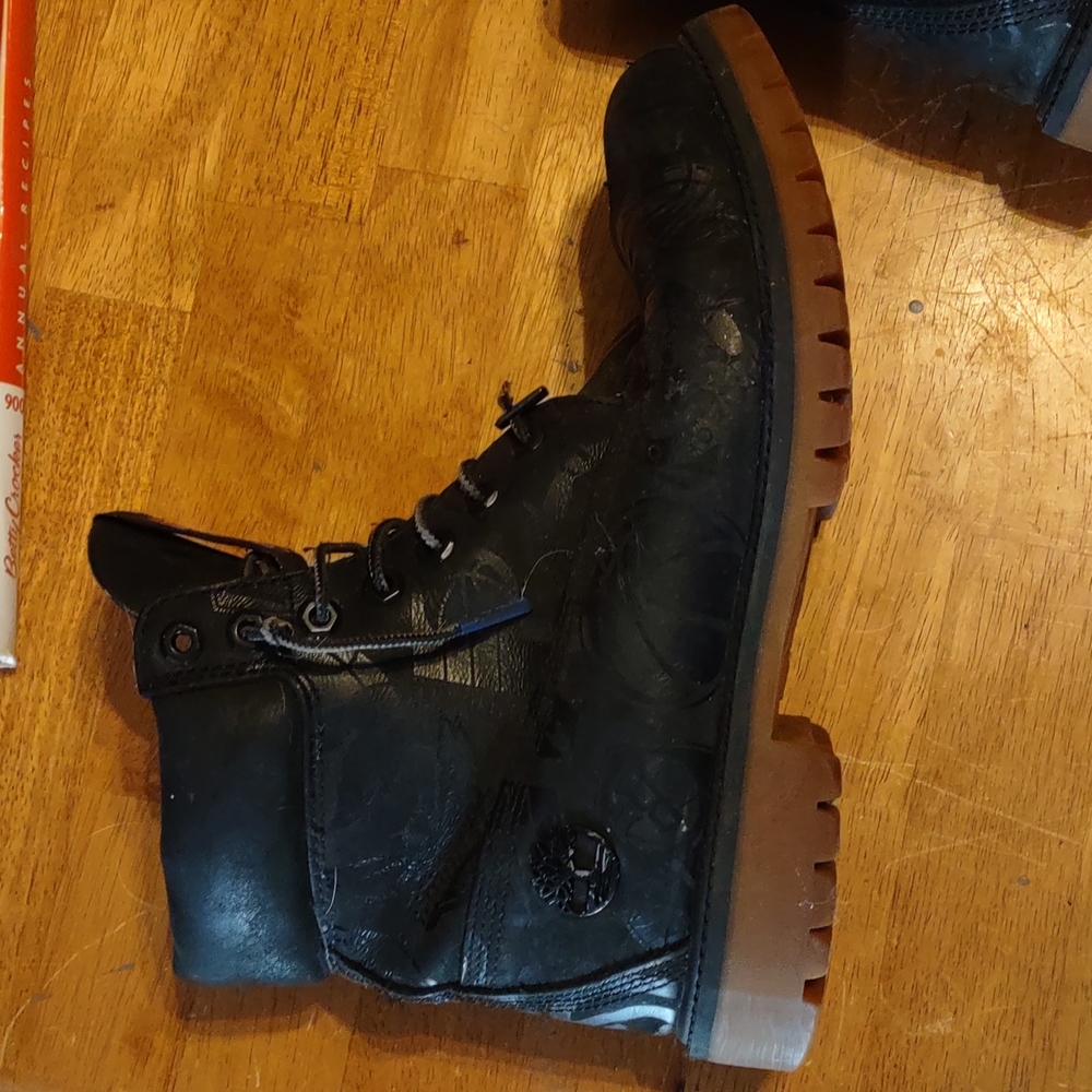 Timberland NBA black boots